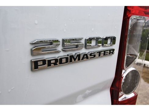 Used 2026 RAM ProMaster 2500 w/ Convenience Group FWD image 24