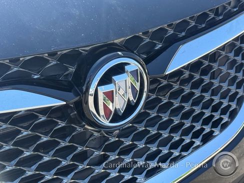 Used 2024 Buick Enclave Avenir w/ Avenir Technology Package image 34