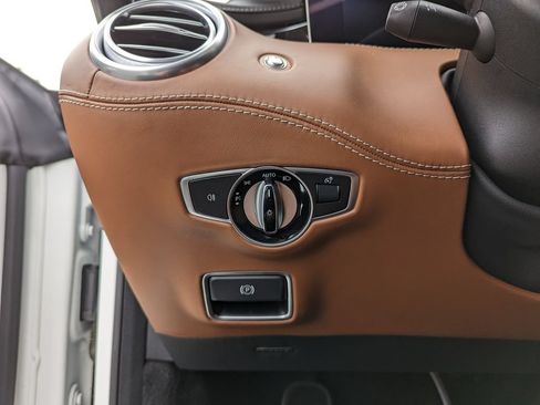 Used 2019 Mercedes-Benz S 560 4MATIC Coupe image 16