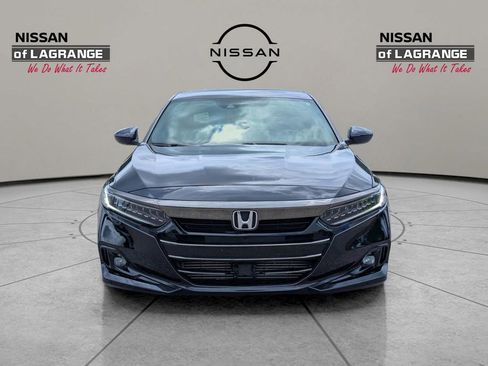 Used 2022 Honda Accord Sport image 2
