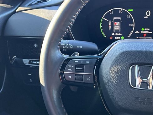 Used 2023 Honda CR-V Sport Touring image 18