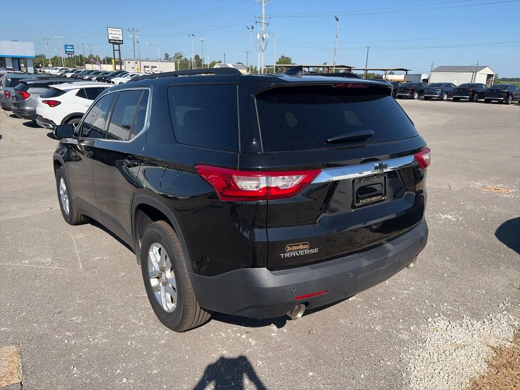 Used 2019 Chevrolet Traverse LT FWD image 4