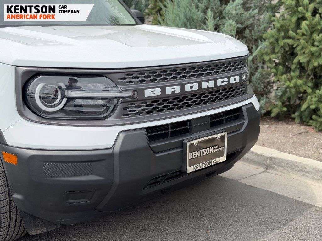 Used 2025 Ford Bronco Sport Big Bend AWD/4WD image 9