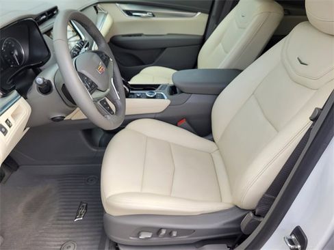 Used 2022 Cadillac XT5 Premium Luxury image 20