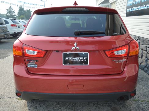 Used 2017 Mitsubishi Outlander Sport ES AWD/4WD image 4