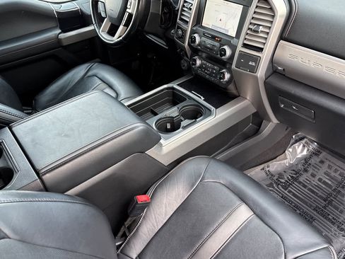 Certified 2021 Ford F350 Platinum image 15