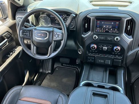 Used 2021 GMC Sierra 1500 AT4 w/ Technology Package image 14