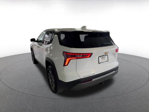 Used 2025 Chevrolet Equinox LT image 11