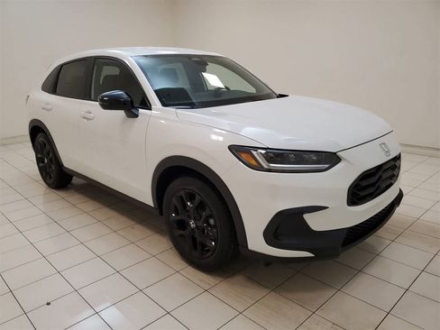 Certified 2025 Honda HR-V Sport image 24