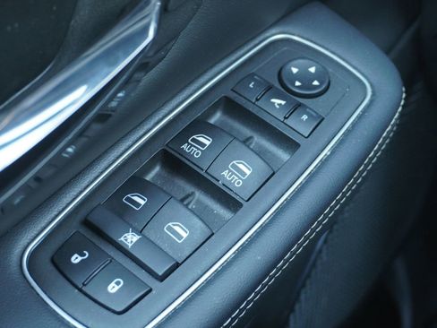 Used 2024 RAM 1500 Limited image 20