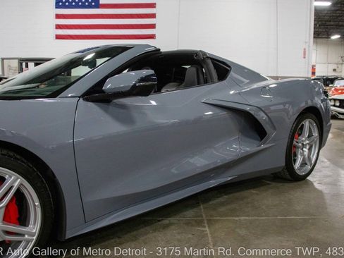 Used 2024 Chevrolet Corvette Stingray Preferred Cpe w/ 2LT RWD image 22
