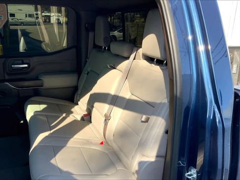 Used 2021 GMC Sierra 1500 SLT image 21