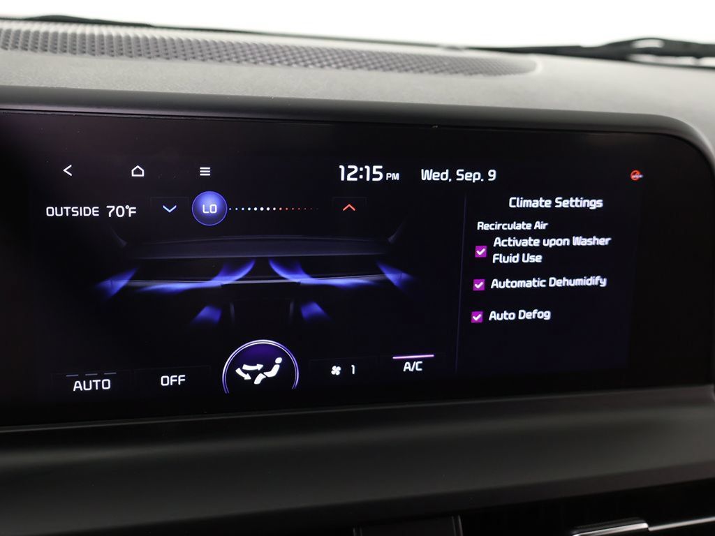 Used 2024 Kia Seltos S AWD/4WD image 46