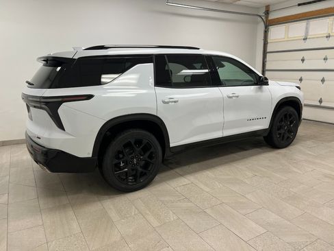 New 2026 Chevrolet Traverse RS w/ LPO, Floor Liner Package image 10