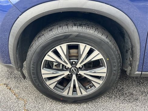 Certified 2023 Nissan Rogue SV image 30