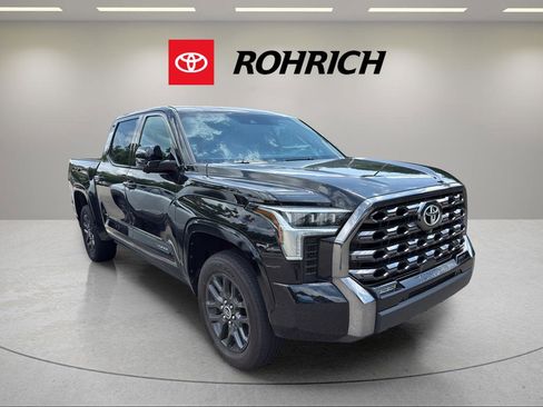 Used 2023 Toyota Tundra Platinum AWD/4WD image 4