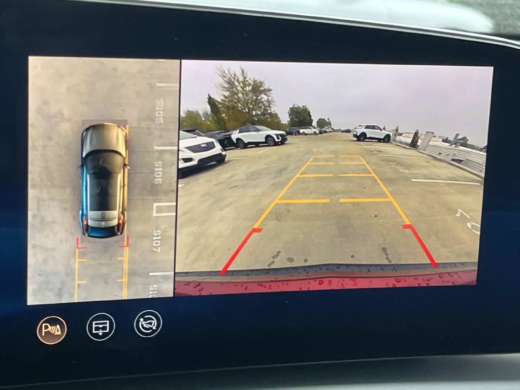 Certified 2024 Cadillac Lyriq Sport RWD image 41