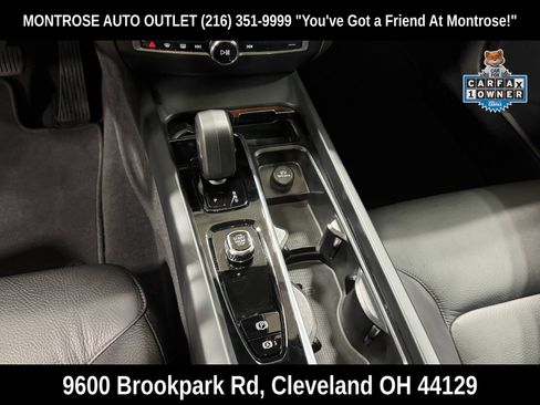 Used 2025 Volvo V60 B5 Cross Country Plus image 22