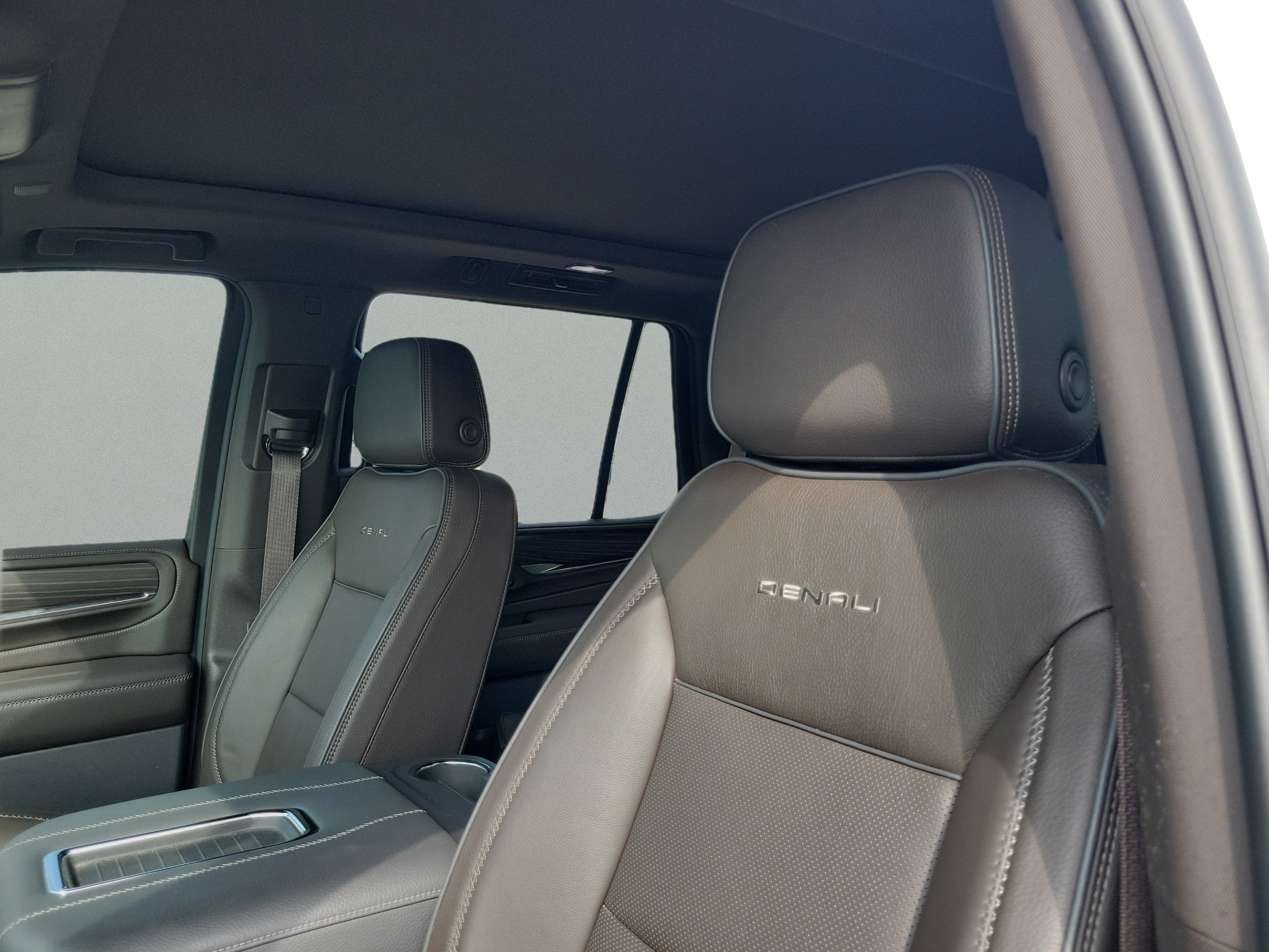 Used 2024 GMC Yukon Denali w/ Max Trailering Package AWD/4WD image 27
