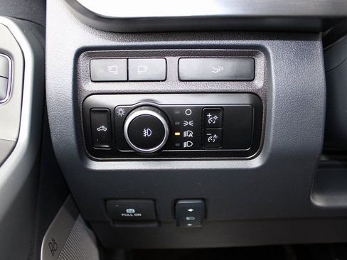 Used 2024 Ford F350 Lariat w/ Chrome Package image 35