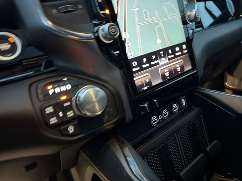 New 2026 RAM 1500 Laramie AWD/4WD image 24