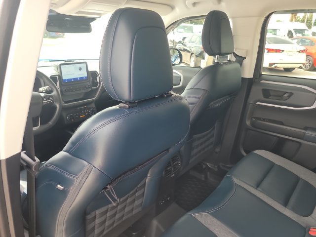 Used 2022 Ford Bronco Sport Outer Banks AWD/4WD image 12