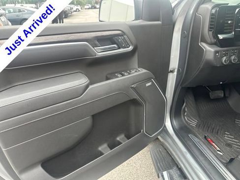 Used 2026 Chevrolet Silverado 1500 LTZ AWD/4WD image 13