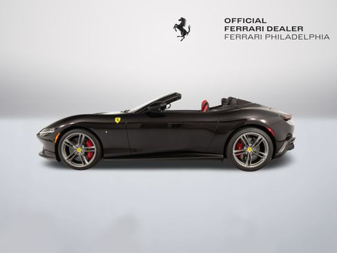 Certified 2024 Ferrari Roma Spider RWD image 25