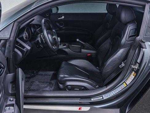 Used 2014 Audi R8 V8 image 16