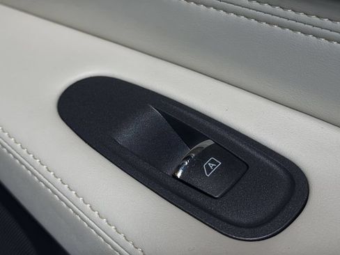 Used 2019 INFINITI QX60 Pure AWD/4WD image 17