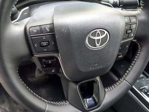Certified 2025 Toyota Camry SE image 11