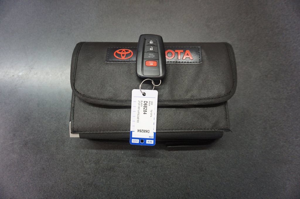 Used 2023 Toyota RAV4 Limited w/ Limited Grade Weather Package FWD image 18