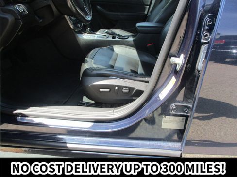 Used 2016 Chevrolet Malibu LTZ FWD image 16