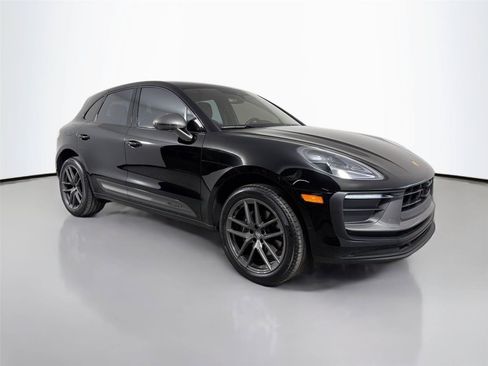 Certified 2024 Porsche Macan Turbo AWD/4WD image 9