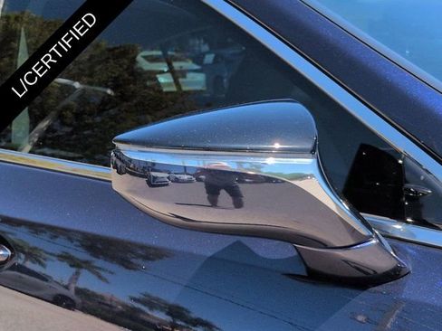 Certified 2021 Lexus ES 250 w/ Premium Package AWD/4WD image 13