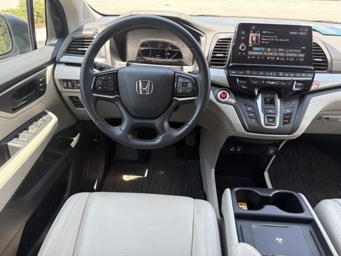 Used 2025 Honda Odyssey EX-L image 21