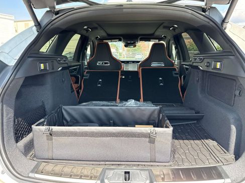 New 2025 Jaguar F-PACE R-Dynamic S image 6