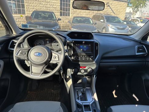 Used 2024 Subaru Forester image 17