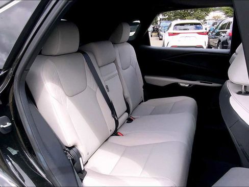 Certified 2023 Lexus RX 350h w/ Accessory Package (2T) image 19