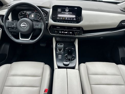 Used 2023 Nissan Rogue SL w/ SL Premium Package image 10