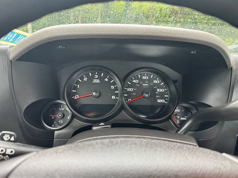 Used 2009 GMC Sierra 1500 W/T AWD/4WD image 13