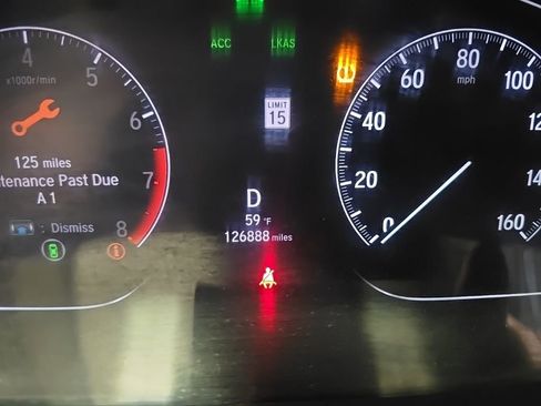 Used 2019 Honda Accord Sport image 8