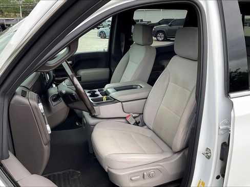 Used 2021 GMC Sierra 1500 SLE w/ Driver Alert Package II AWD/4WD image 27