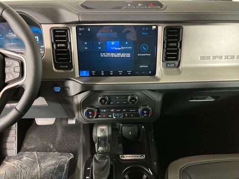 New 2026 Ford Bronco Outer Banks image 29