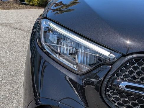 New 2026 Mercedes-Benz GLC 300 image 10