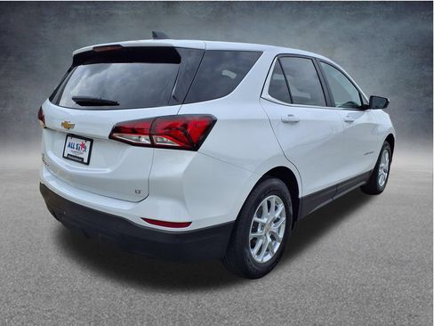 Used 2024 Chevrolet Equinox LT FWD image 8