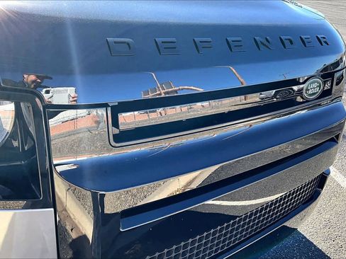 Used 2023 Land Rover Defender 90 X image 26