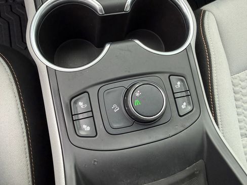 Used 2019 GMC Terrain SLE w/ Driver Convenience Package image 17