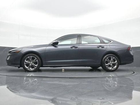 Used 2023 Honda Accord EX image 18