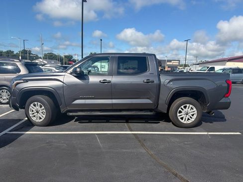 Used 2025 Toyota Tundra SR5 w/ SR5 Premium Package AWD/4WD image 2